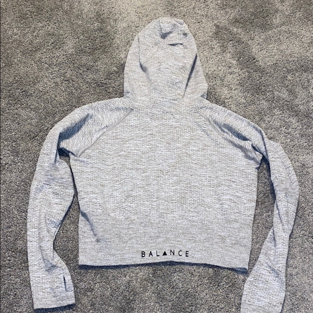 ❌SOLD❌Balance athletica crop purpose hood - Picture 6 of 7